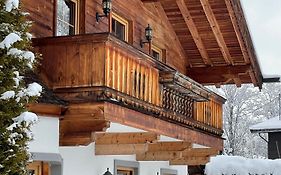 Das Gemuetliche Chalet Im Bergdoktordorf Ellmau