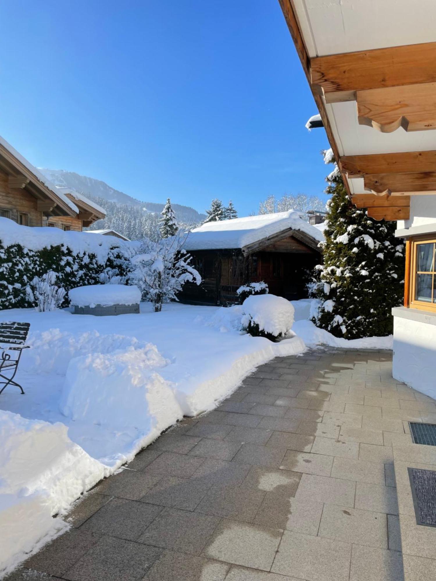 Das Gemuetliche Chalet Im Bergdoktordorf Ellmau Exterior photo